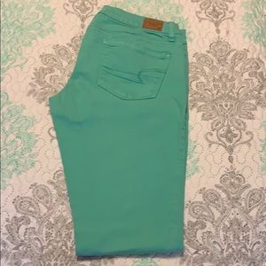 American Eagle size 6 skinny stretch